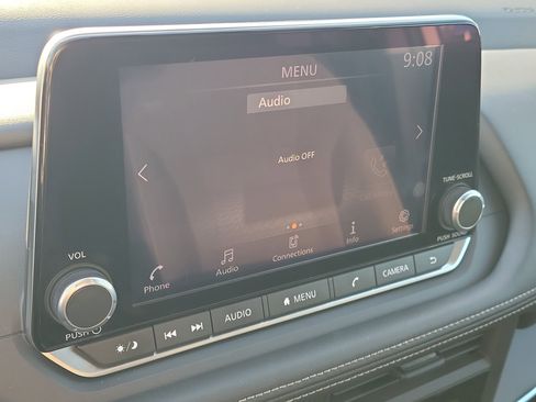 Certified 2025 Nissan Rogue S image 26