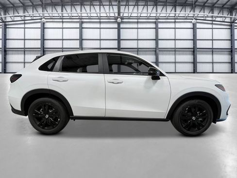 New 2027 Honda HR-V Sport image 8