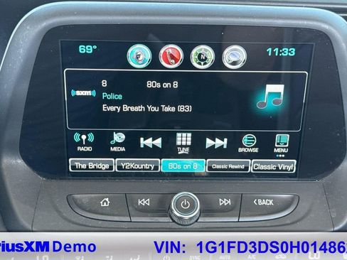 Used 2017 Chevrolet Camaro LT RWD image 37