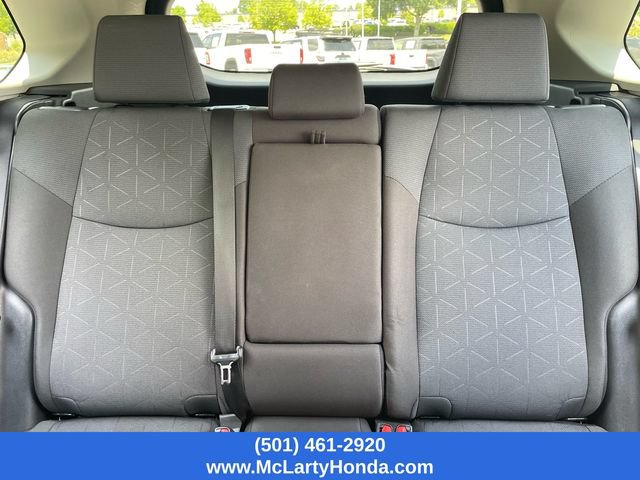 Used 2025 Toyota RAV4 XLE FWD image 10