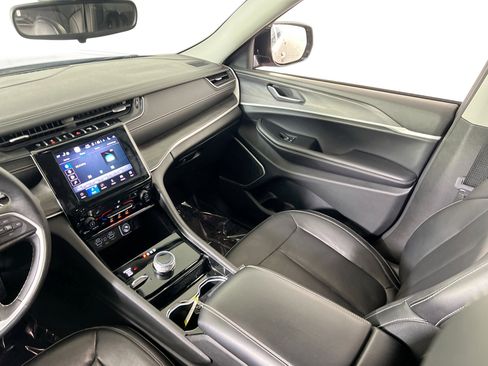 Used 2021 Jeep Grand Cherokee L Limited image 22