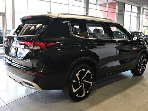 Used 2024 Mitsubishi Outlander SEL Black Edition AWD/4WD image 5