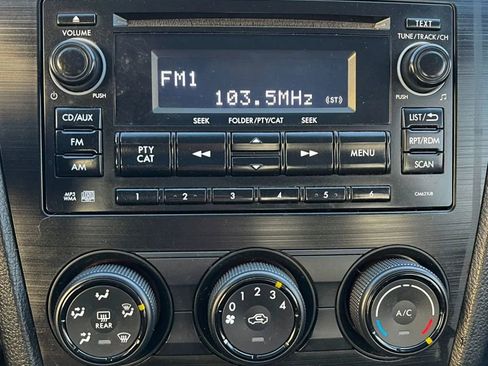 Used 2014 Subaru Impreza 2.0i Premium w/ All-Weather Package w/CVT image 17