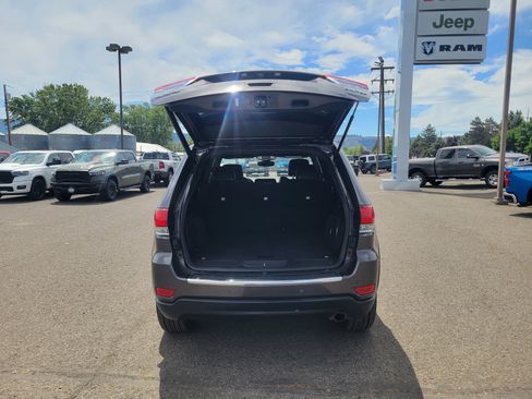 Used 2020 Jeep Grand Cherokee Limited w/ Luxury Group II AWD/4WD image 13