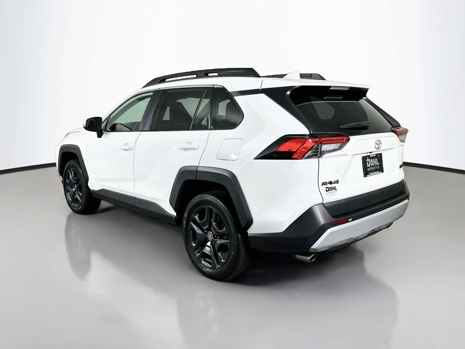 Used 2024 Toyota RAV4 Adventure AWD/4WD image 10