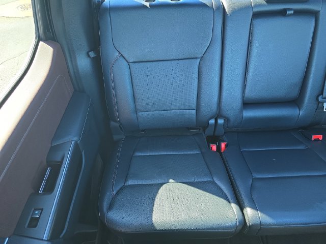 Used 2022 Ford F150 Lariat w/ Equipment Group 502A High AWD/4WD image 14