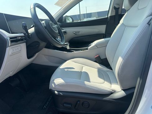 Certified 2025 Hyundai Tucson SEL AWD/4WD image 10