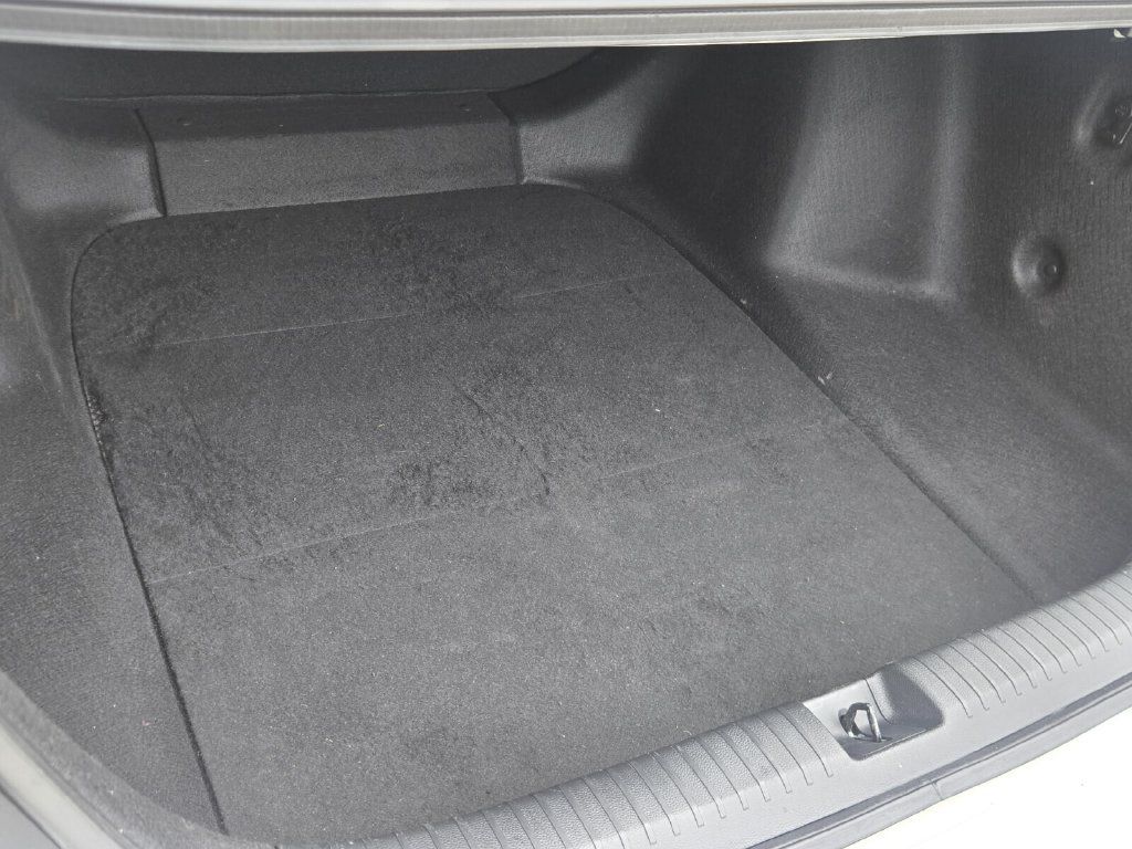 Used 2025 Honda Accord LX image 14