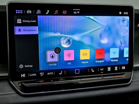 New 2026 Volkswagen Tiguan SE image 14