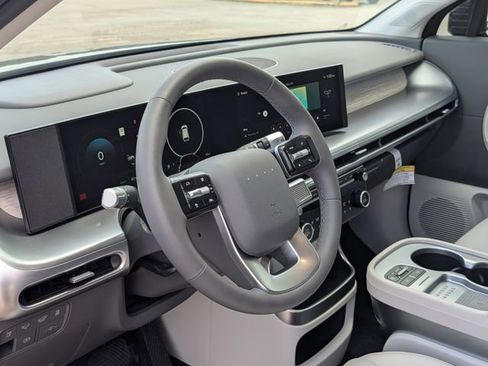 New 2026 Hyundai Ioniq 9 SEL AWD/4WD image 14