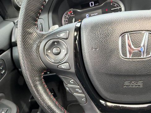 Used 2023 Honda Ridgeline Black Edition image 12