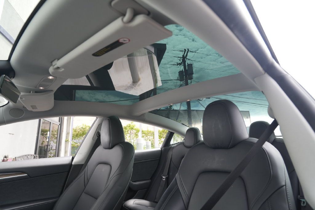 Used 2023 Tesla Model 3 Standard Range RWD image 16