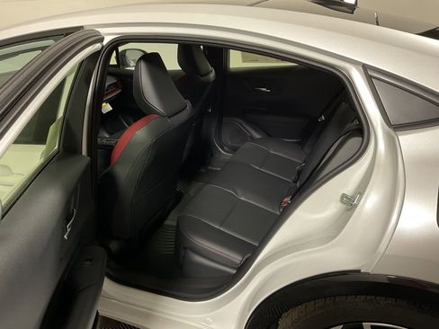 New 2025 Toyota Prius Plug-In Hybrid image 33