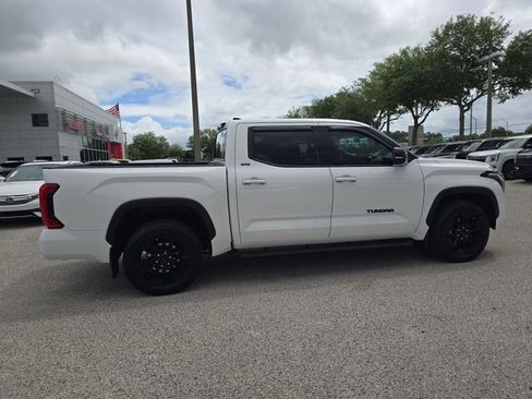 Used 2023 Toyota Tundra SR5 w/ SR5 Premium Package image 8