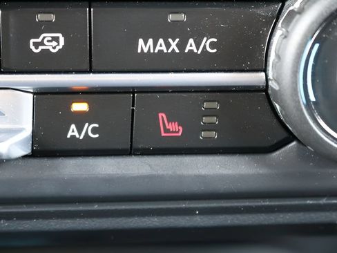 Used 2024 Ford Bronco Outer Banks AWD/4WD image 25
