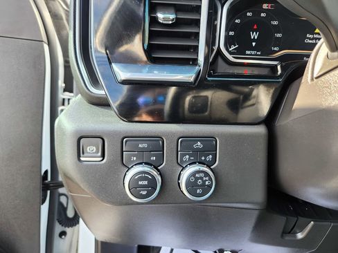 Used 2024 GMC Sierra 1500 Elevation AWD/4WD image 22