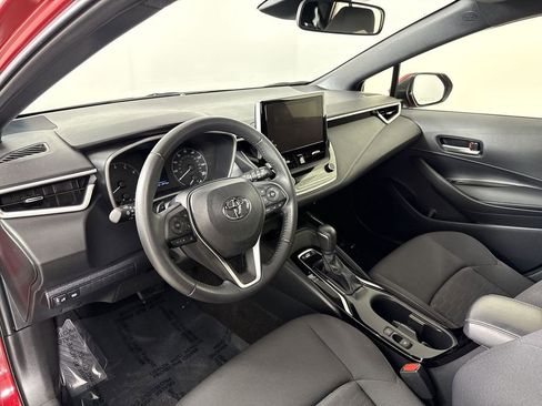 Used 2023 Toyota Corolla SE image 4