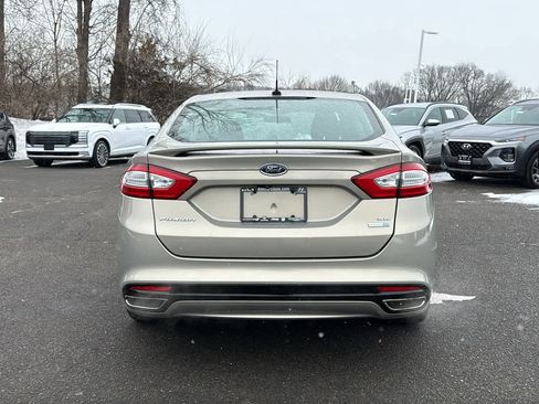 Used 2015 Ford Fusion SE w/ Equipment Group 201A image 7