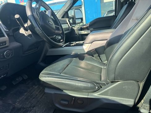 Used 2022 Ford F250 Lariat w/ Lariat Ultimate Package image 2