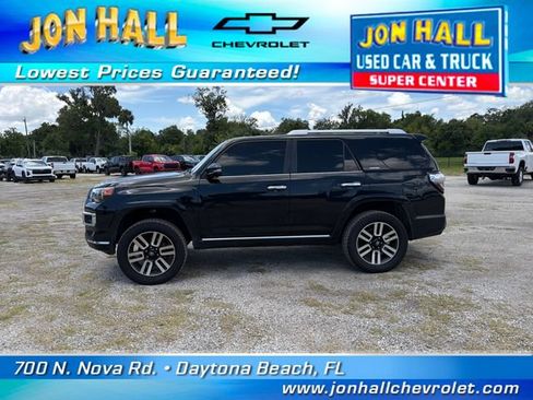 Used 2018 Toyota 4Runner Limited AWD/4WD image 4