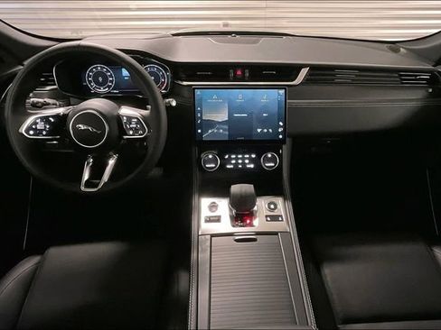 New 2026 Jaguar F-PACE R-Dynamic S AWD/4WD image 6