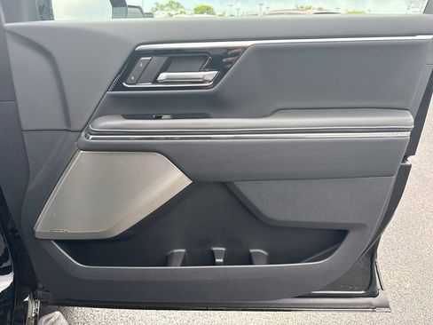 New 2025 GMC Sierra EV Denali image 38