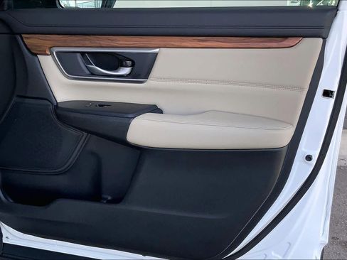 Used 2022 Honda CR-V Touring image 23