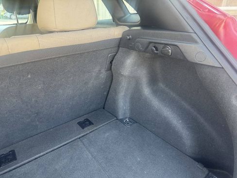 Used 2013 Hyundai Elantra GT w/ Touch & Go Pkg FWD image 18