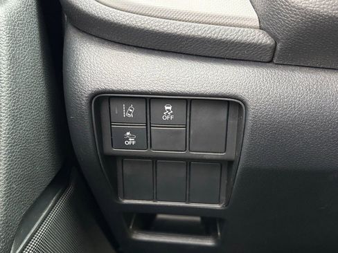Used 2020 Honda CR-V LX image 24