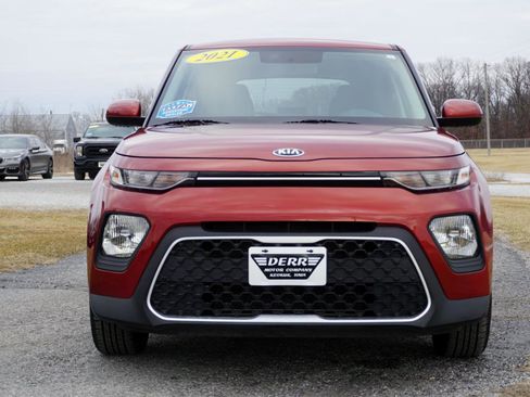 Used 2021 Kia Soul LX image 3