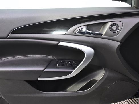 Used 2013 Buick Regal Premium image 22