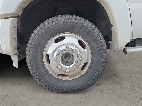 Used 2014 Ford F450 Lariat w/ Lariat Ultimate Package image 14