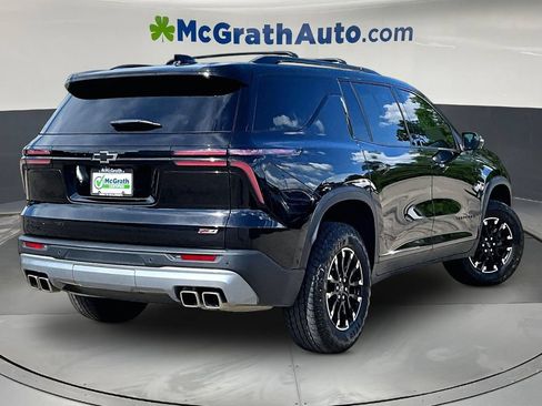 Used 2025 Chevrolet Traverse Z71 w/ Enhanced Driving Package AWD/4WD image 7
