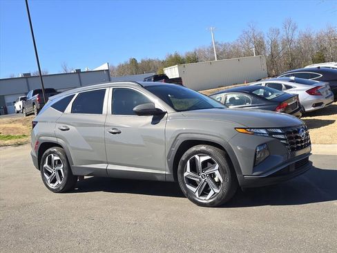 Used 2024 Hyundai Tucson SEL image 1