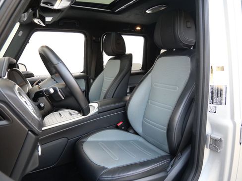 Used 2025 Mercedes-Benz G 550 image 15