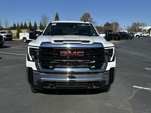 New 2025 GMC Sierra 2500 Pro w/ Convenience Package AWD/4WD image 2