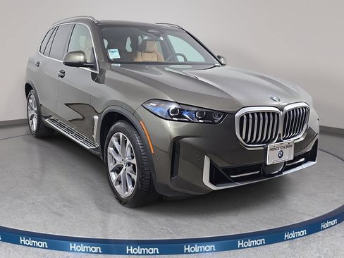 Used 2026 BMW X5 xDrive40i w/ Premium Package AWD/4WD image 4
