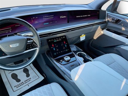 New 2026 Cadillac Escalade IQL Sport 1 image 23