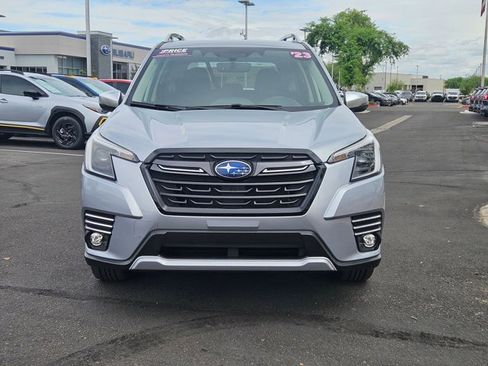 Used 2023 Subaru Forester Touring AWD/4WD image 2