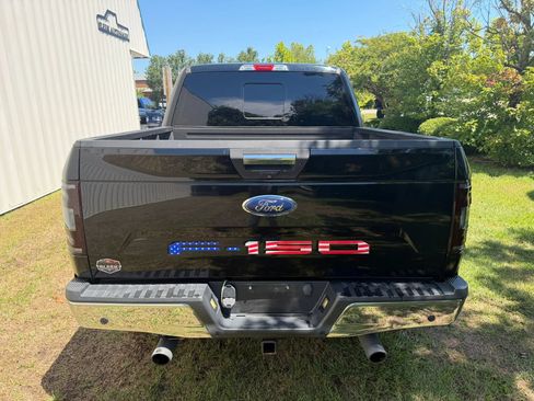 Used 2018 Ford F150 XLT w/ Equipment Group 302A Luxury AWD/4WD image 10