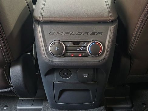 New 2026 Ford Explorer Platinum RWD image 22