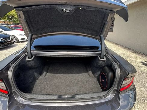 Used 2017 Dodge Charger R/T RWD image 19