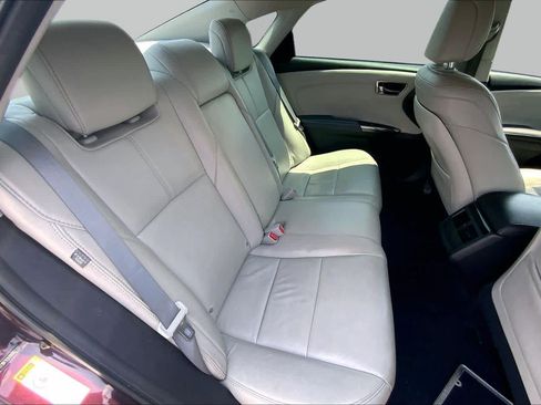 Used 2013 Toyota Avalon XLE FWD image 19
