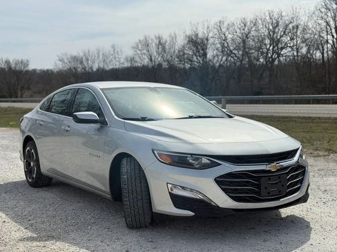 Used 2022 Chevrolet Malibu LT image 7