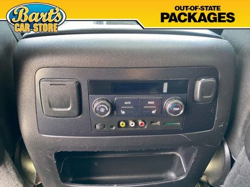 Used 2016 Chevrolet Suburban LTZ image 27
