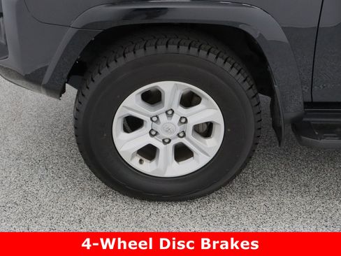 Used 2024 Toyota 4Runner SR5 Premium image 11