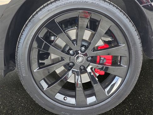 Certified 2025 Land Rover Range Rover Sport Dynamic SE image 35