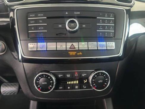 Used 2017 Mercedes-Benz GLS 450 4MATIC image 29