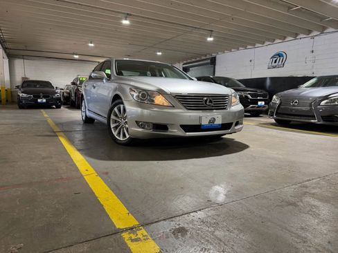 Used 2011 Lexus LS 460 AWD w/ Luxury Value Edition image 6