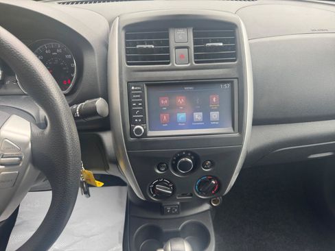 Used 2019 Nissan Versa SV FWD image 8